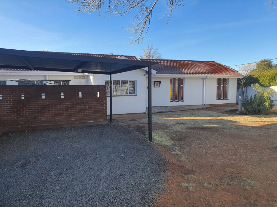 To Let 3 Bedroom Property for Rent in Fichardt Park Free State